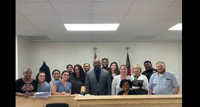 Expungement clinic gives hundreds a clean slate